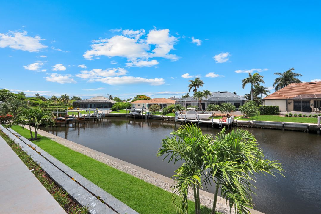 488 Capri Ct, Marco Island, FL 34145
