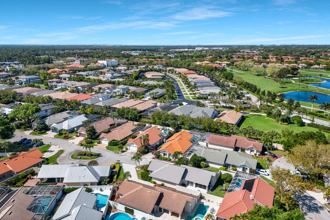 11054 Linnet Ln, Naples, FL 34119