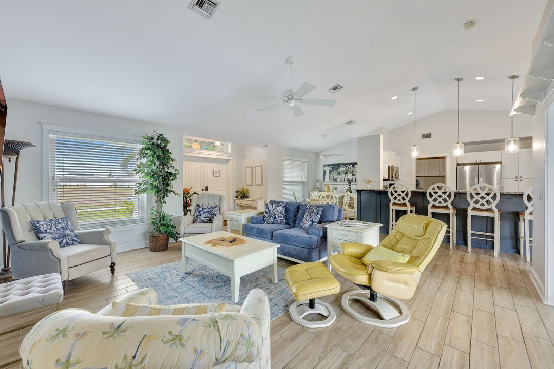 3015 SW 7th Ave, Cape Coral, FL 33914