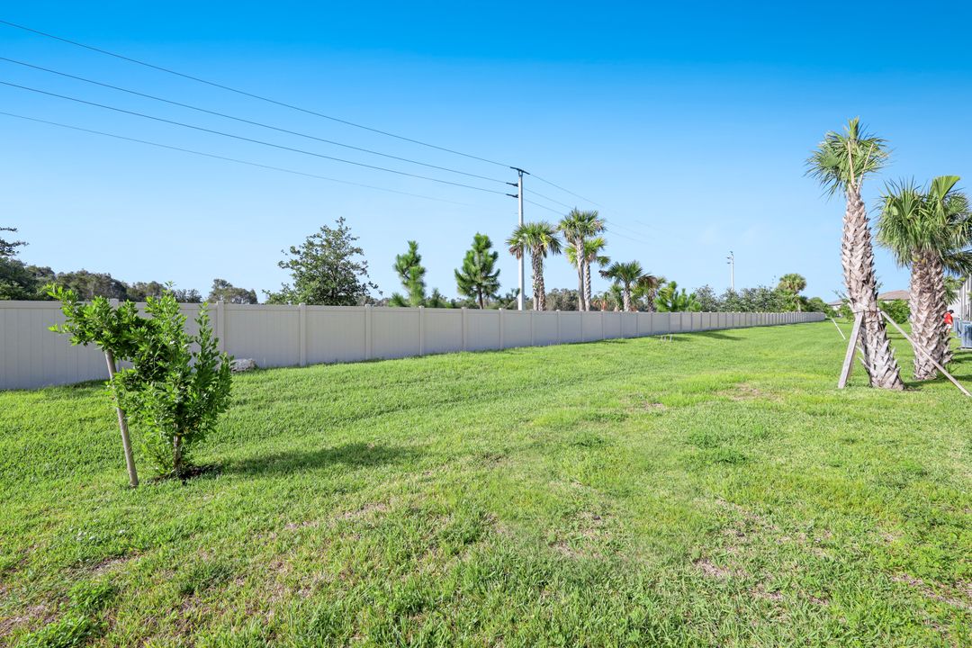 14207 Pine Lodge Ln, Fort Myers, FL 33913