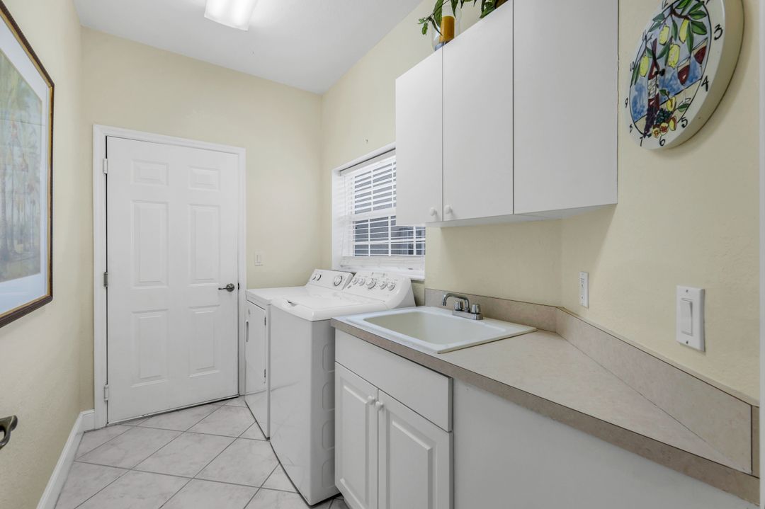 5650 Northboro Dr #102, Naples, FL 34110