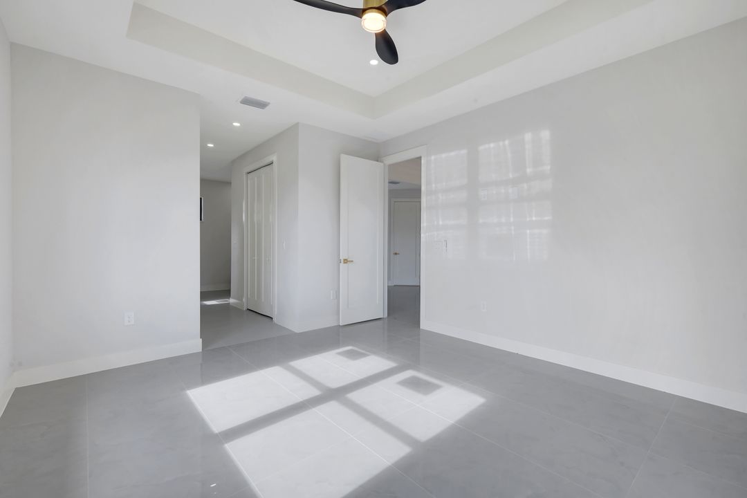 1139 Ebert St E, Lehigh Acres, FL 33974
