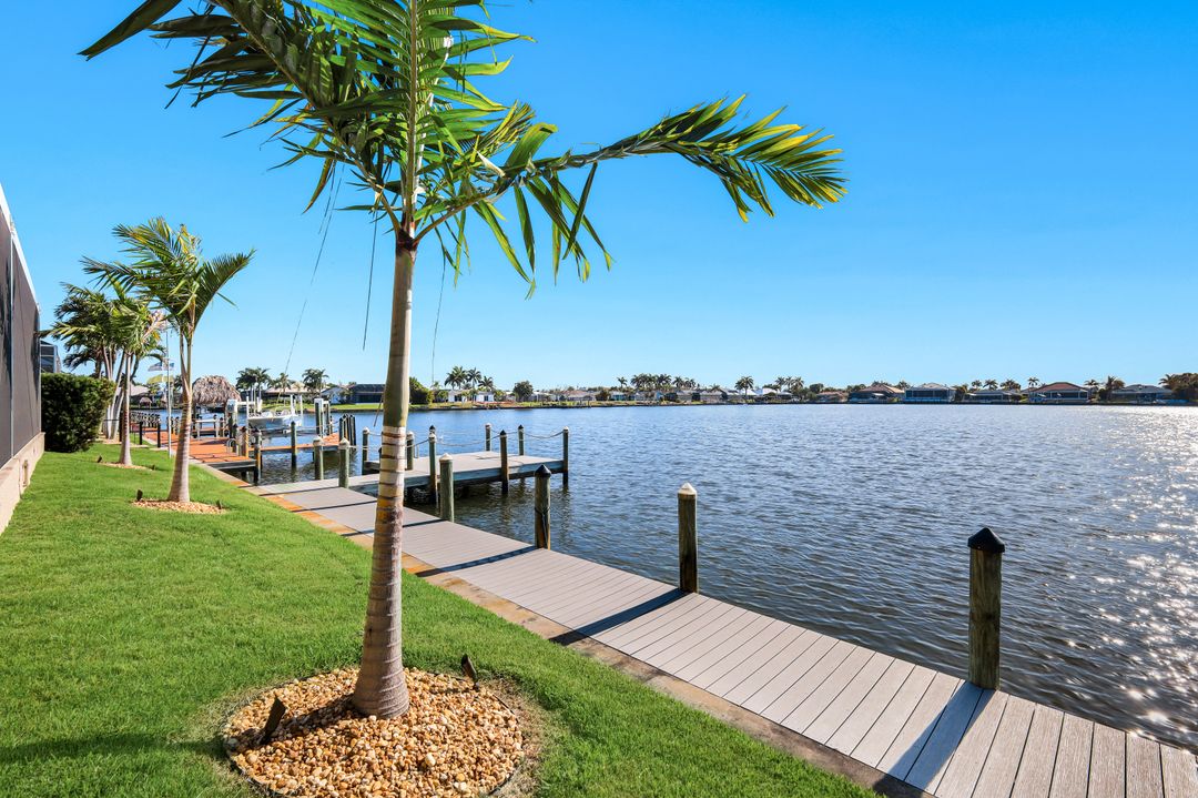 5011 SW 5th Pl, Cape Coral, FL 33914