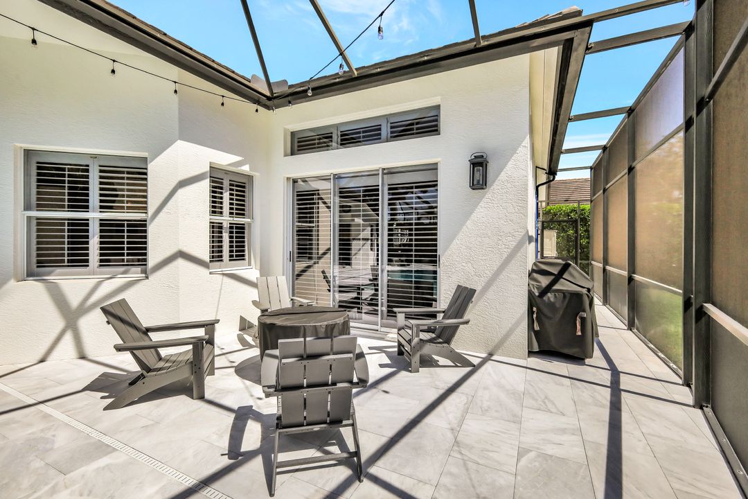 8019 San Simeon, Naples, FL 34109