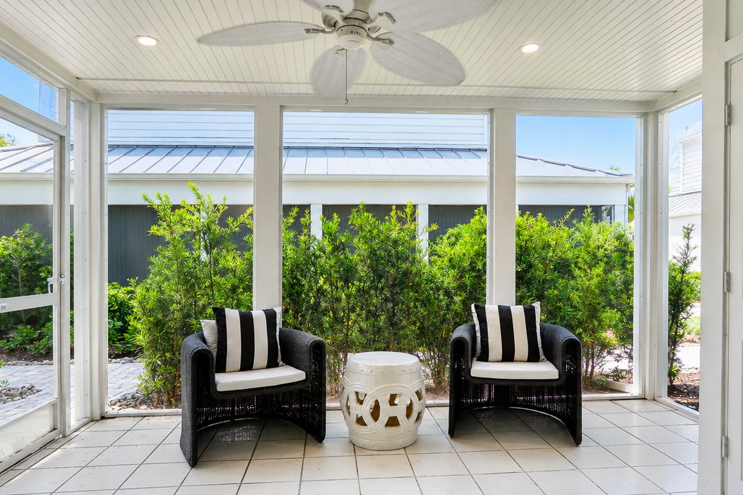 600 3rd St S, Naples, FL 34102