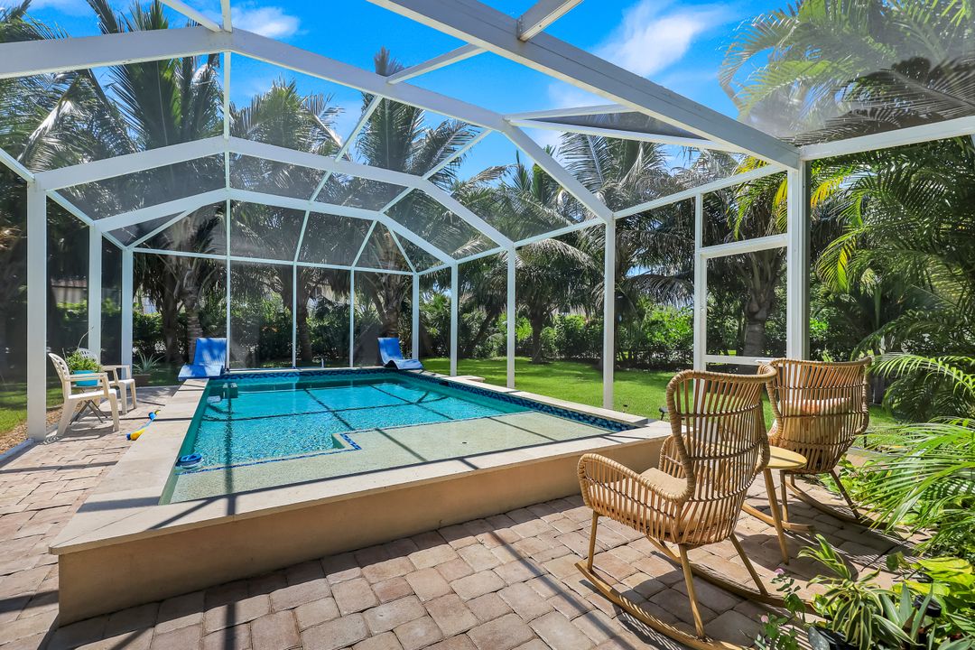 130 Greenbrier St, Marco Island, FL 34145