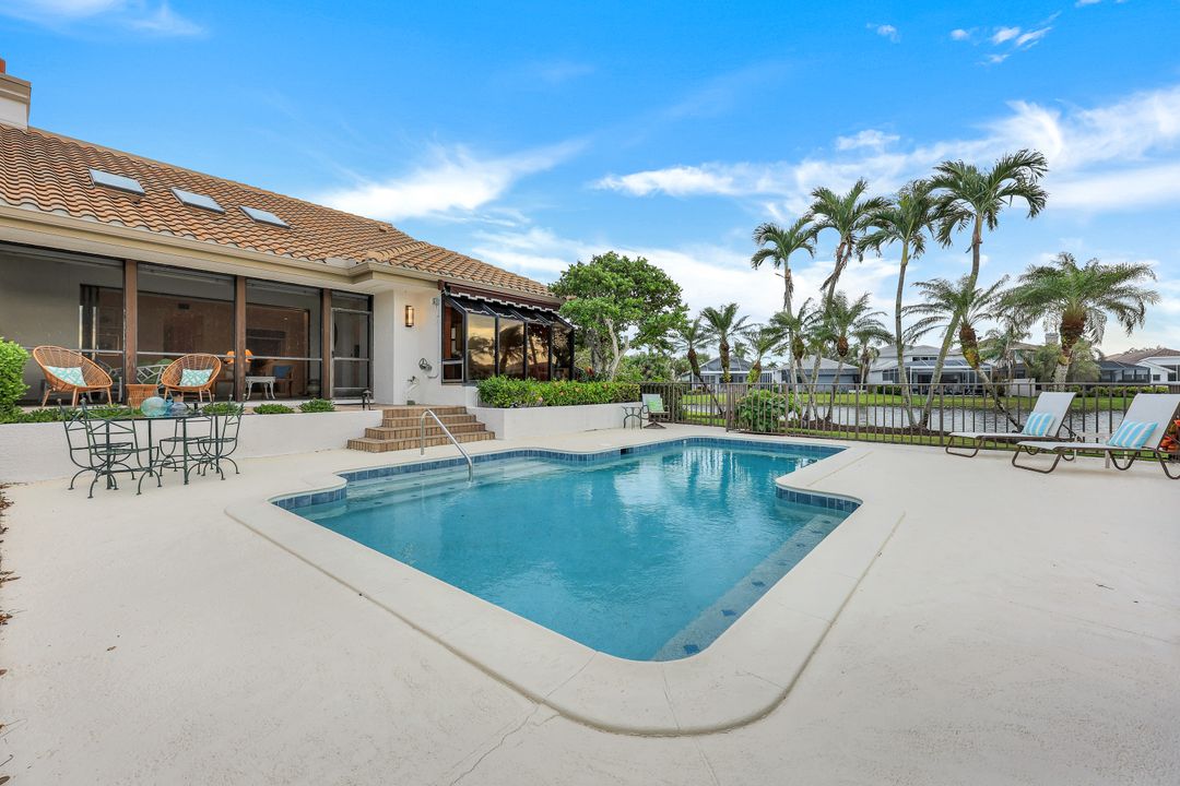 3762 Haldeman Creek Dr, Naples, FL 34112