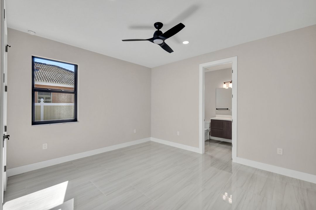 3210 SW 11th Pl, Cape Coral, FL 33914