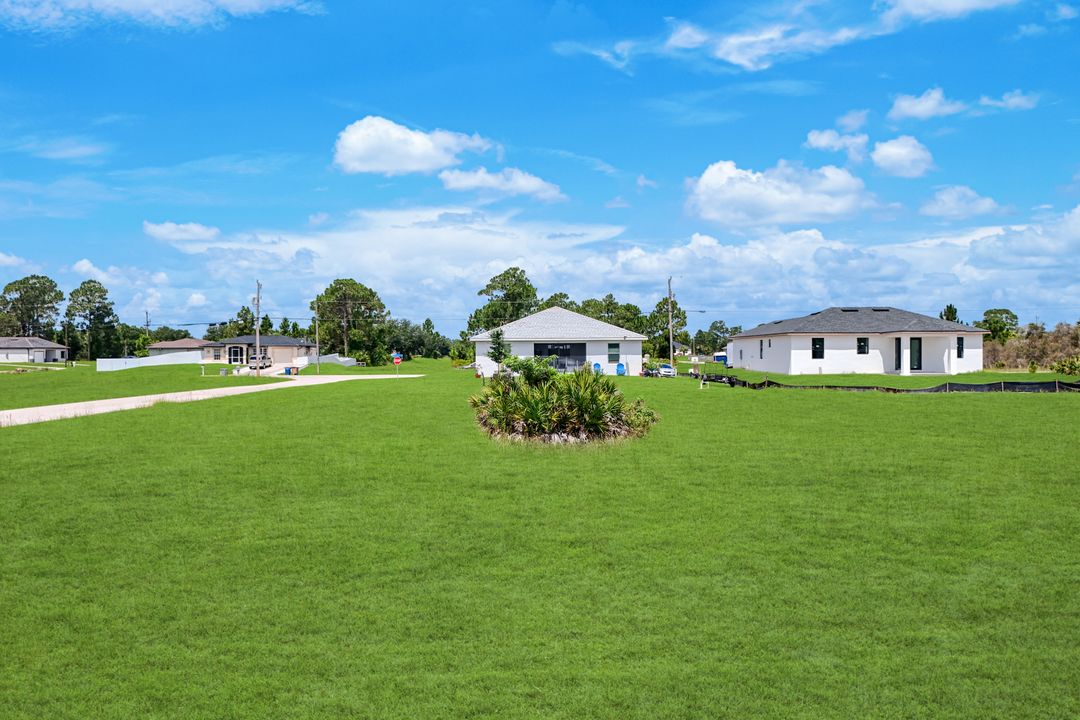 926 Columbus Blvd, Lehigh Acres, FL 33974