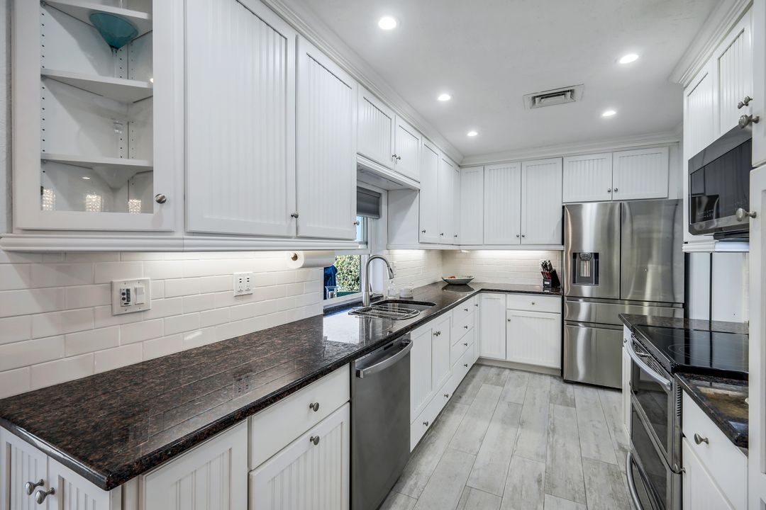 746 Apple Ct, Marco Island, FL 34145