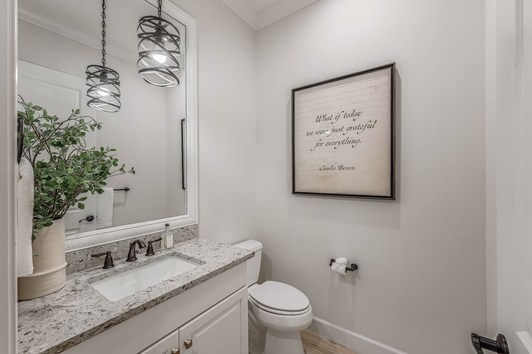 9071 Sorreno Ct, Naples, FL 34119