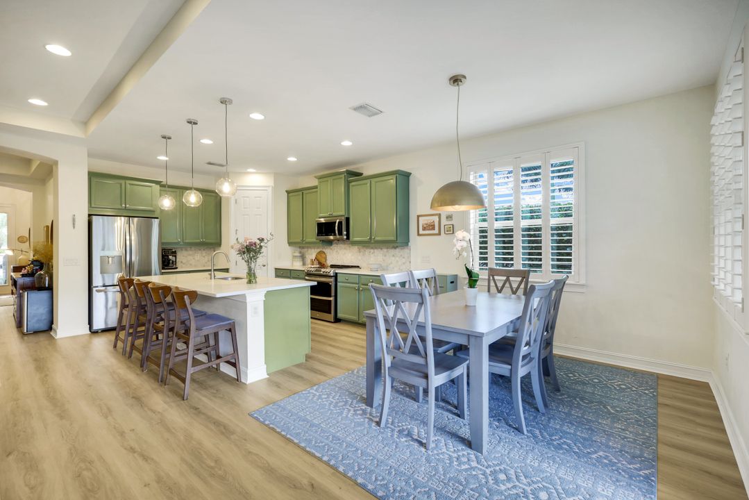 16357 Aberdeen Wy, Naples, FL 34110