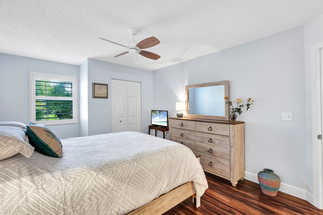 8950 Colonnades Ct E #834, Bonita Springs, FL 34135