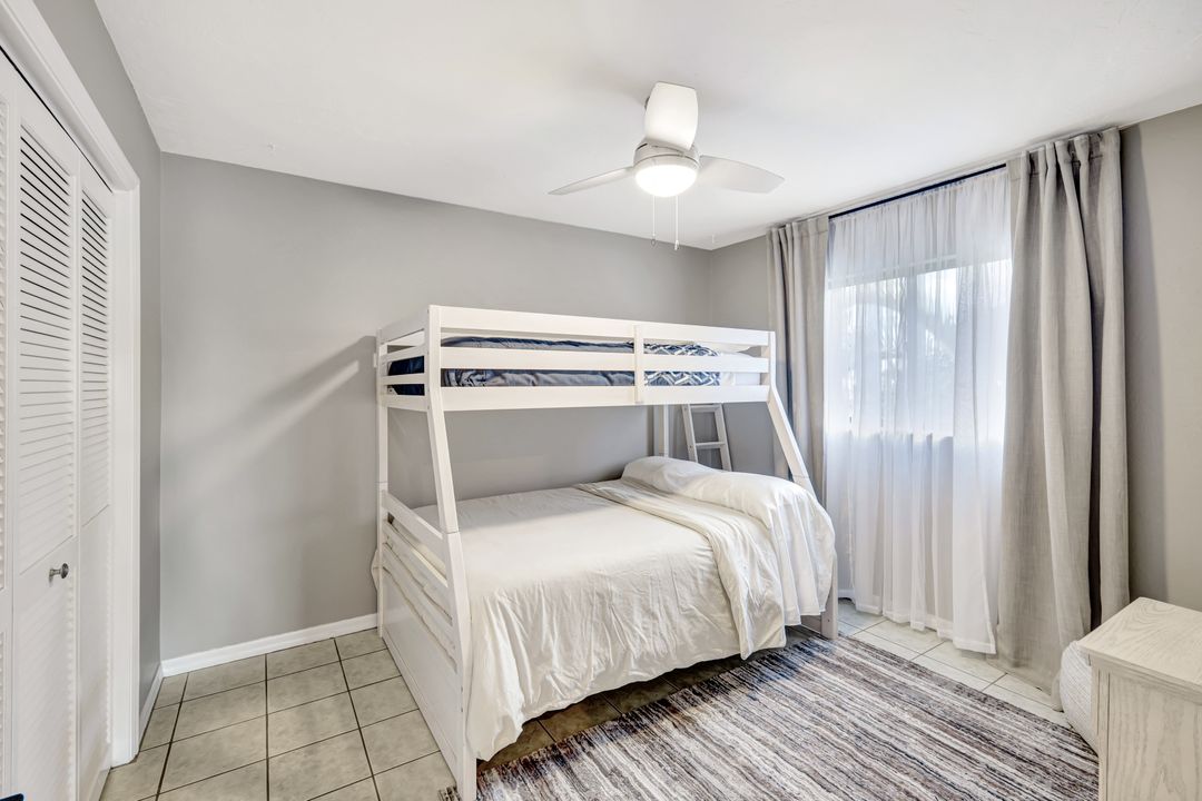 1940 SE 6th Ave, Cape Coral, FL 33990