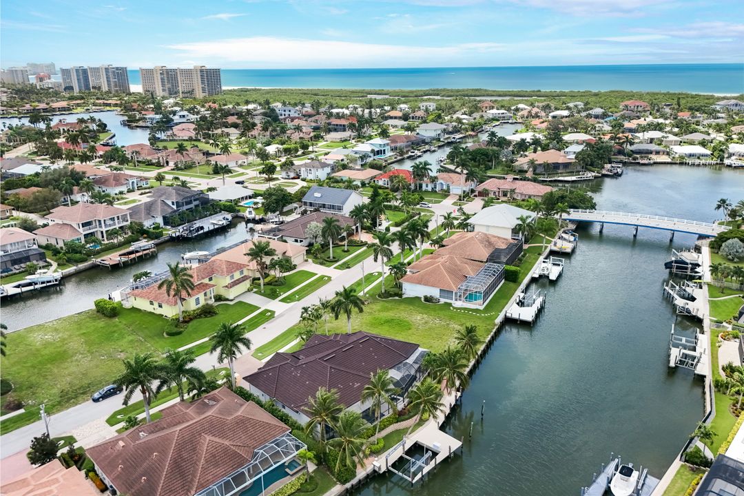 466 Clifton Ct, Marco Island, FL 34145