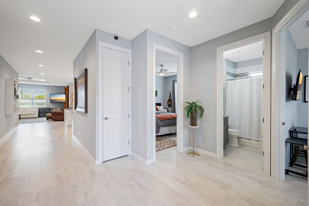 2214 Isle of Pines Ave, Fort Myers, FL 33905