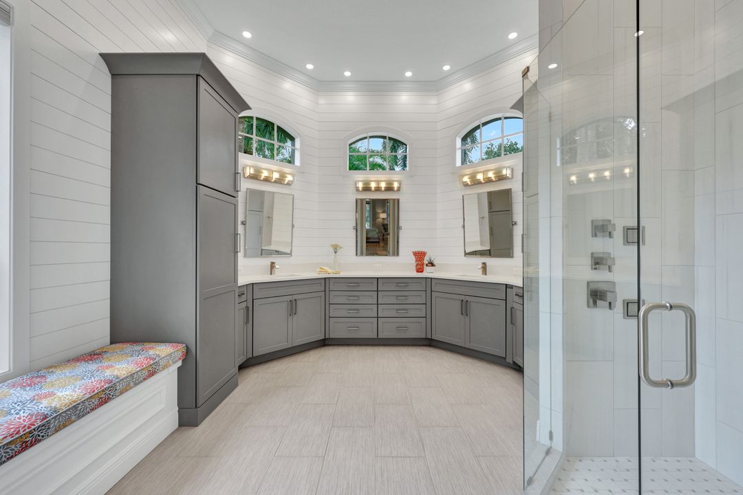 12219 Collier's Reserve Dr, Naples, FL 34110