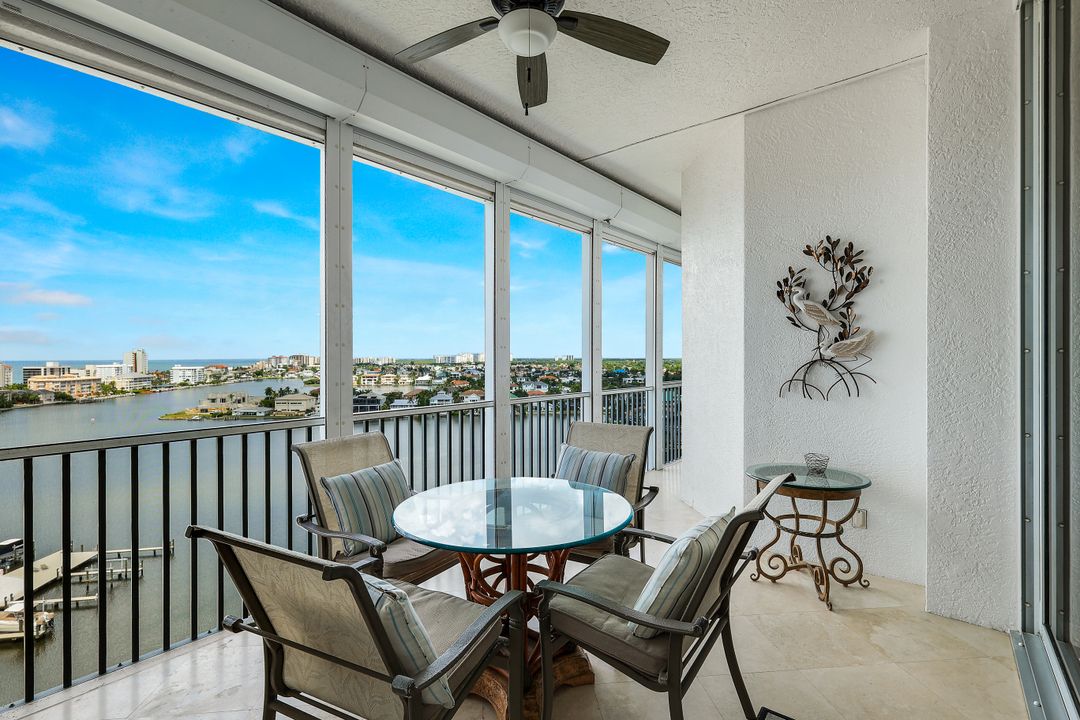 400 Flagship Dr #1206, Naples, FL 34108