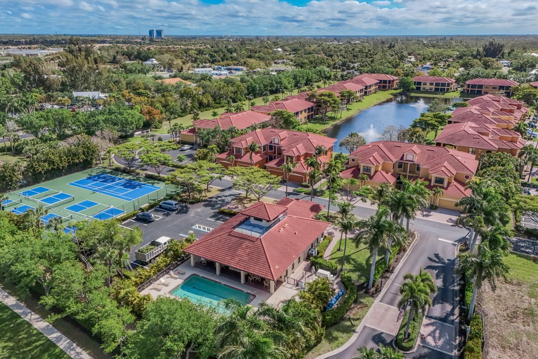 15910 Prentiss Pointe Cir, 101 Fort Myers, FL 33908