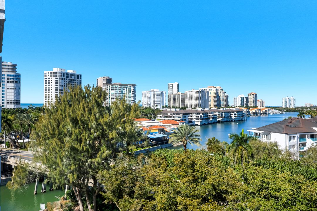 250 Park Shore Dr #701, Naples, FL 34103