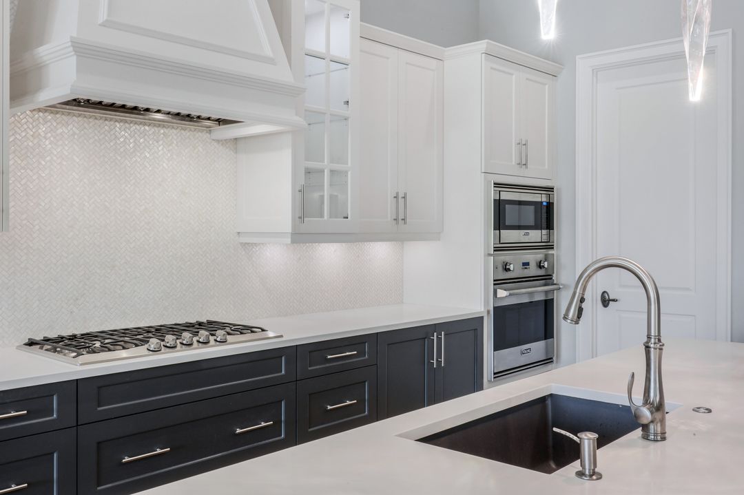 16448 Talis Park Dr, Naples, FL 34110