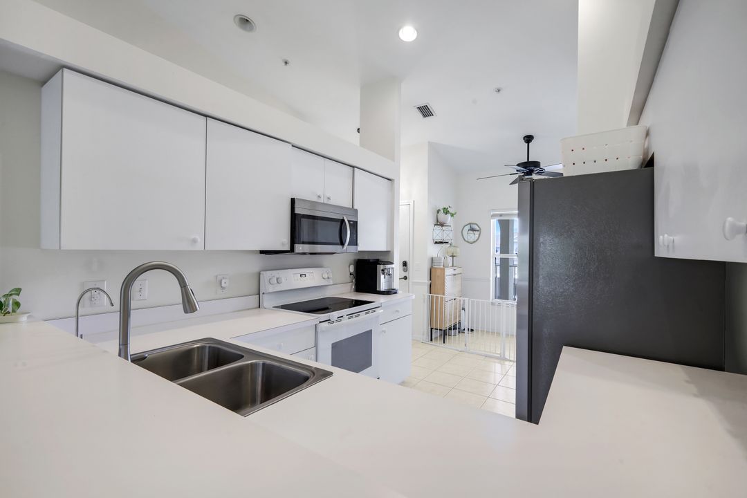 21301 Lancaster Run #825, Estero, FL 33928