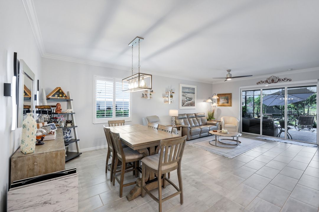 2193 Clementine St, Naples, FL 34120