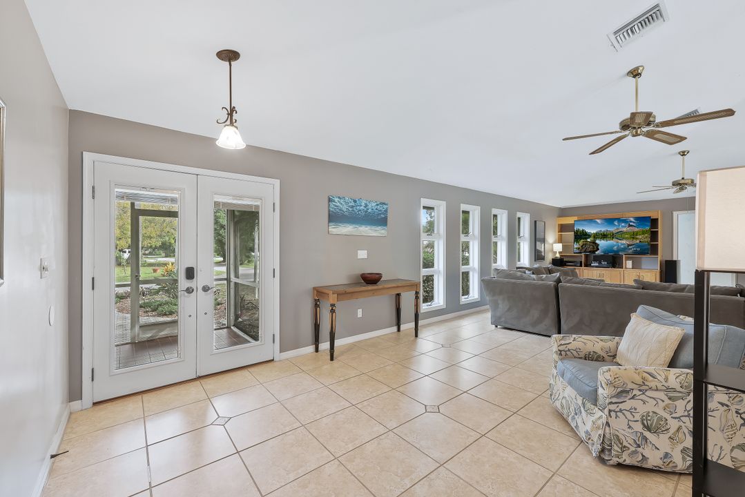 10370 Main Dr, Bonita Springs, FL 34135