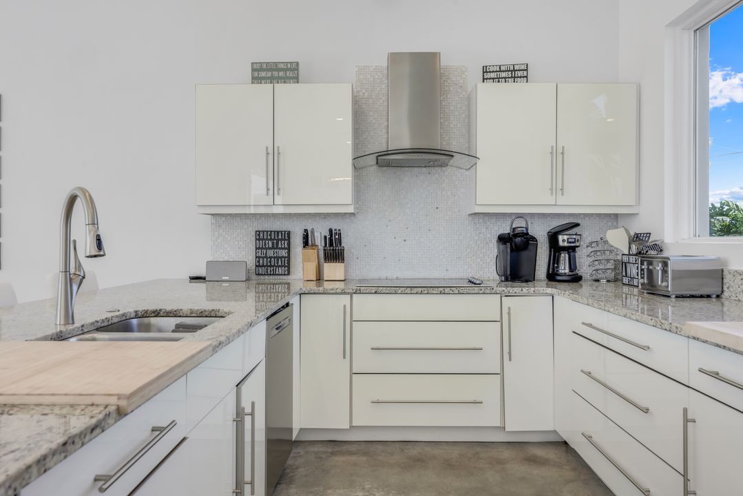 5326 SW 16th Pl, Cape Coral, FL 33914