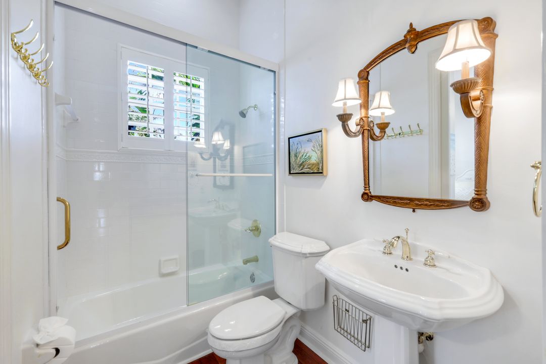 940 Sea Oats Ct, Marco Island, FL 34145