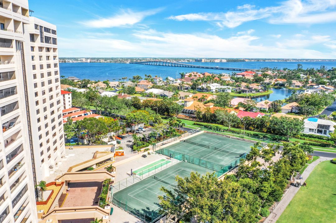 5260 S Landings Dr #809, Fort Myers, FL 33919