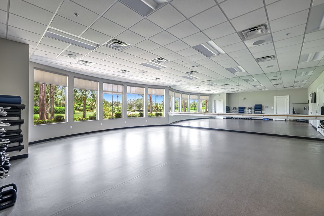 3272 Altimira Dr, Fort Myers, FL 33905