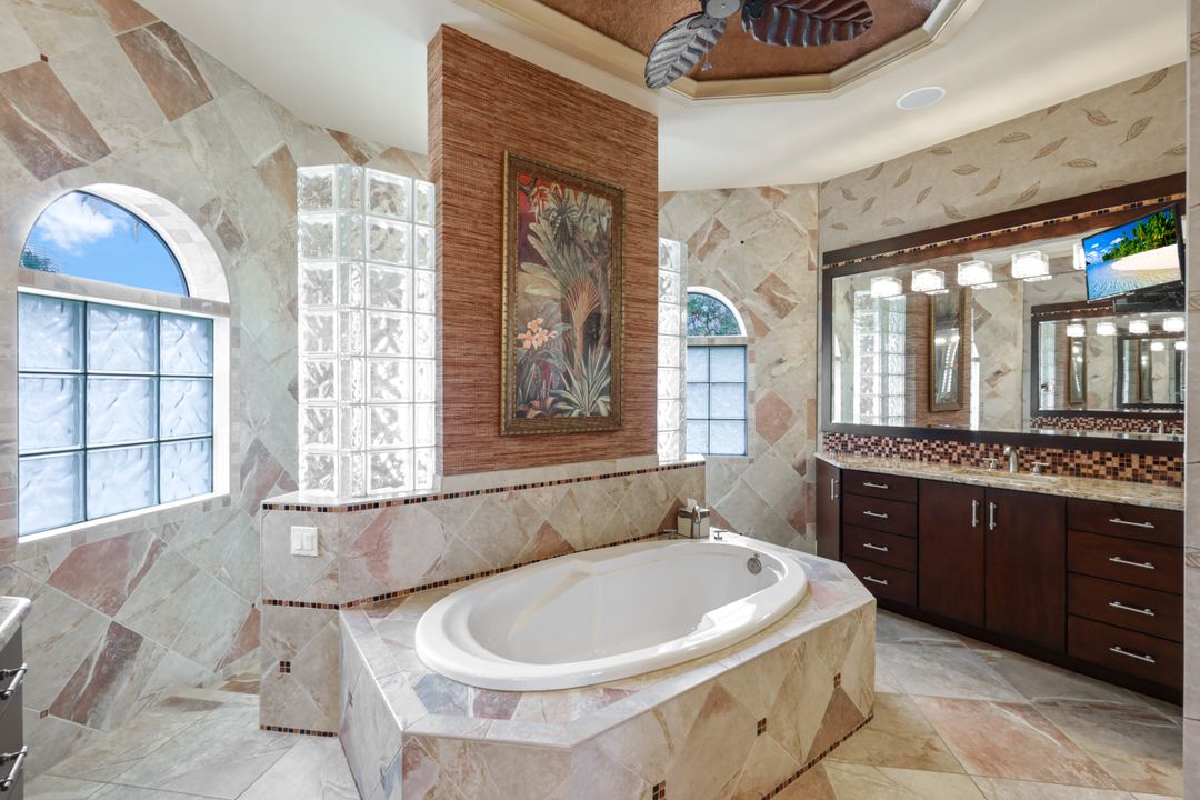 1506 Hermitage Ln, Cape Coral, FL 33914