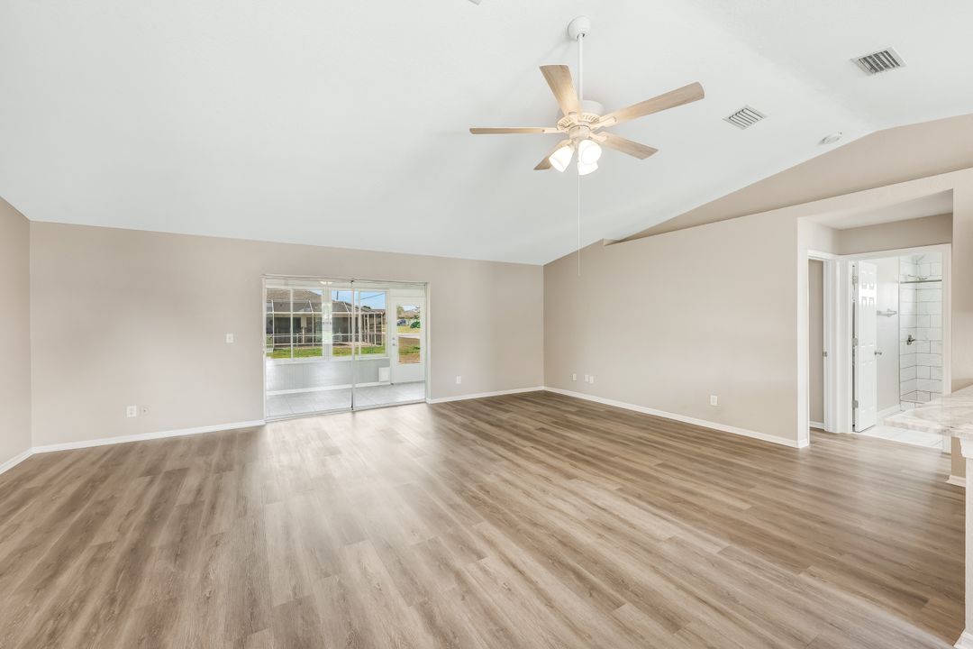 1913 NE 4th Ter, Cape Coral, FL 33909