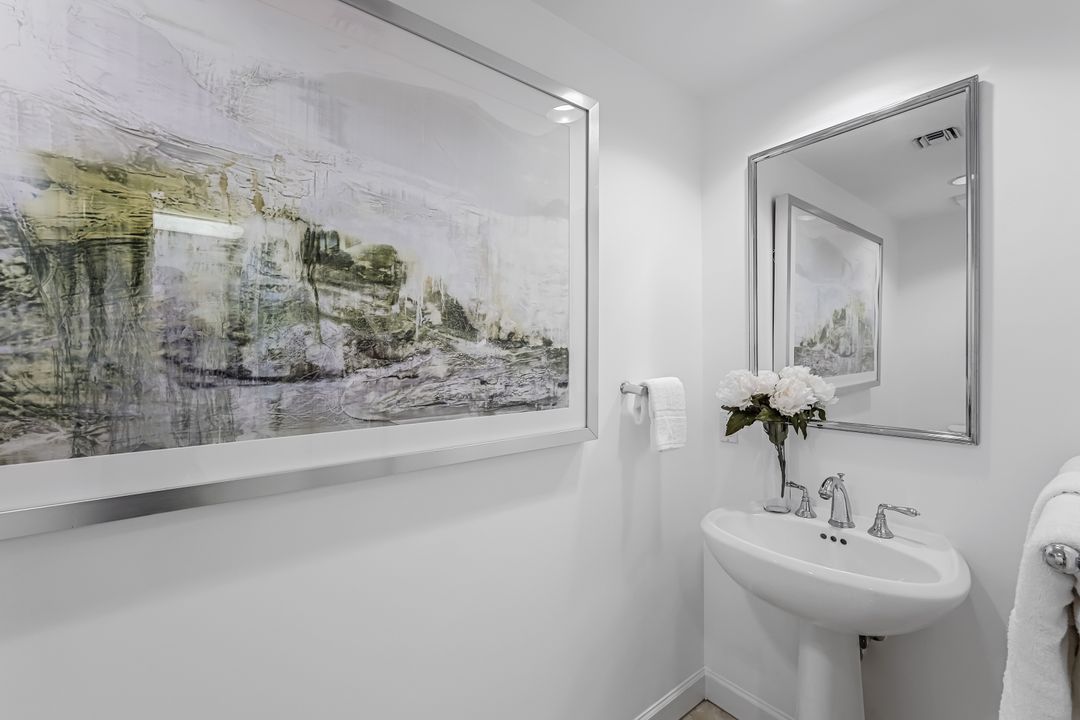 8473 Bay Colony Dr #1803, Naples, FL 34108