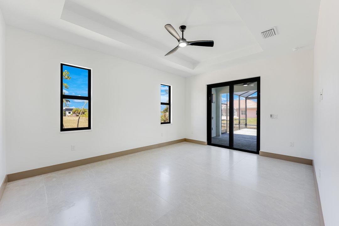 1925 NW 34th Pl, Cape Coral, FL 33993