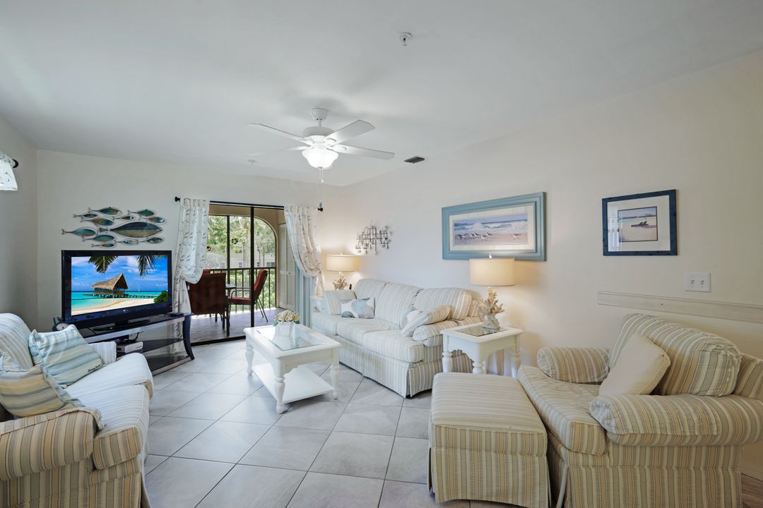 10151 Maddox Ln #201, Bonita Springs, FL 34135