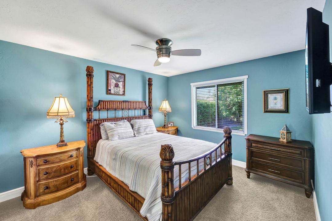 568 Elk Cir, Marco Island, FL 34145