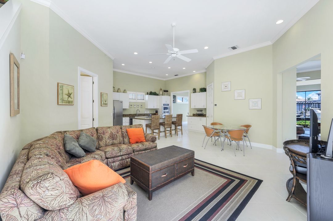 833 Swan Dr, Marco Island, FL 34145