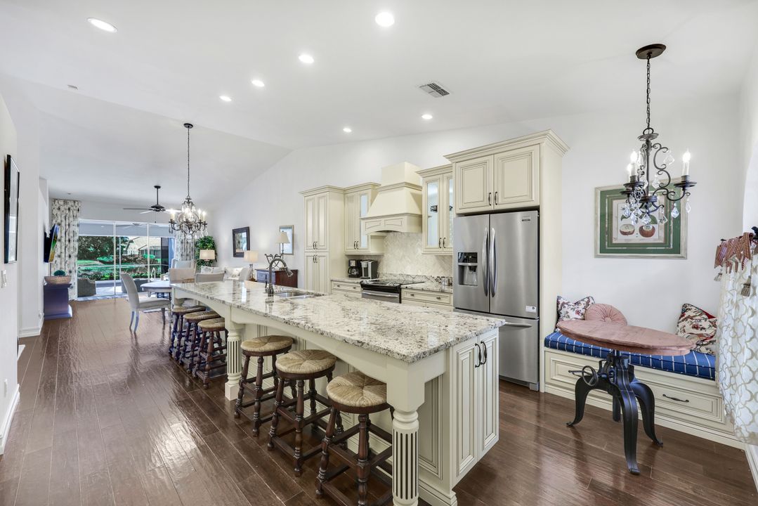 510 Captn Kate Ct, Naples, FL 34110