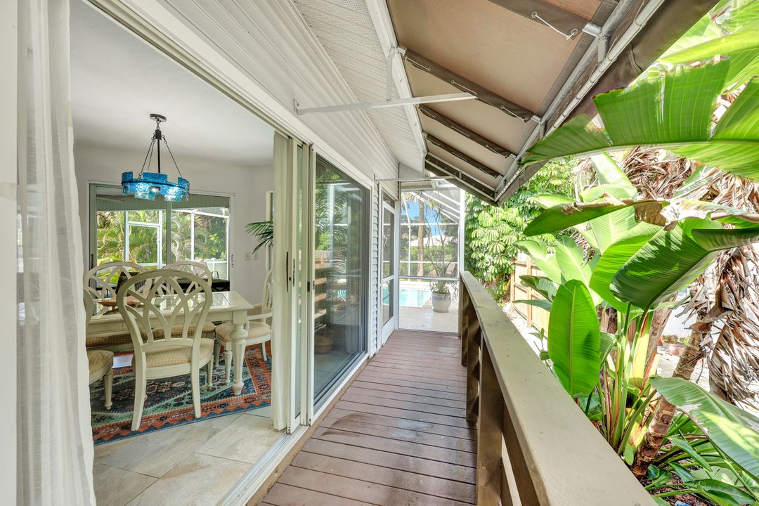 531 91st Ave N, Naples, FL 34108