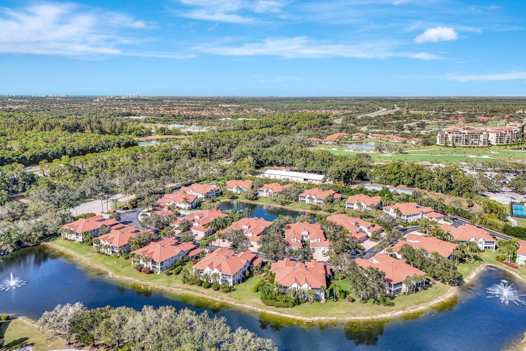 6200 Reserve Cir #404, Naples, FL 34119