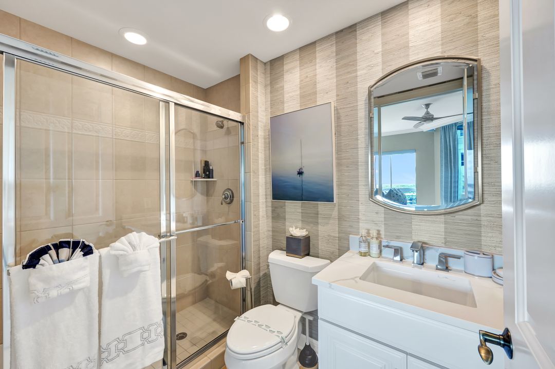 295 Grande Way #1403, Naples, FL 34110