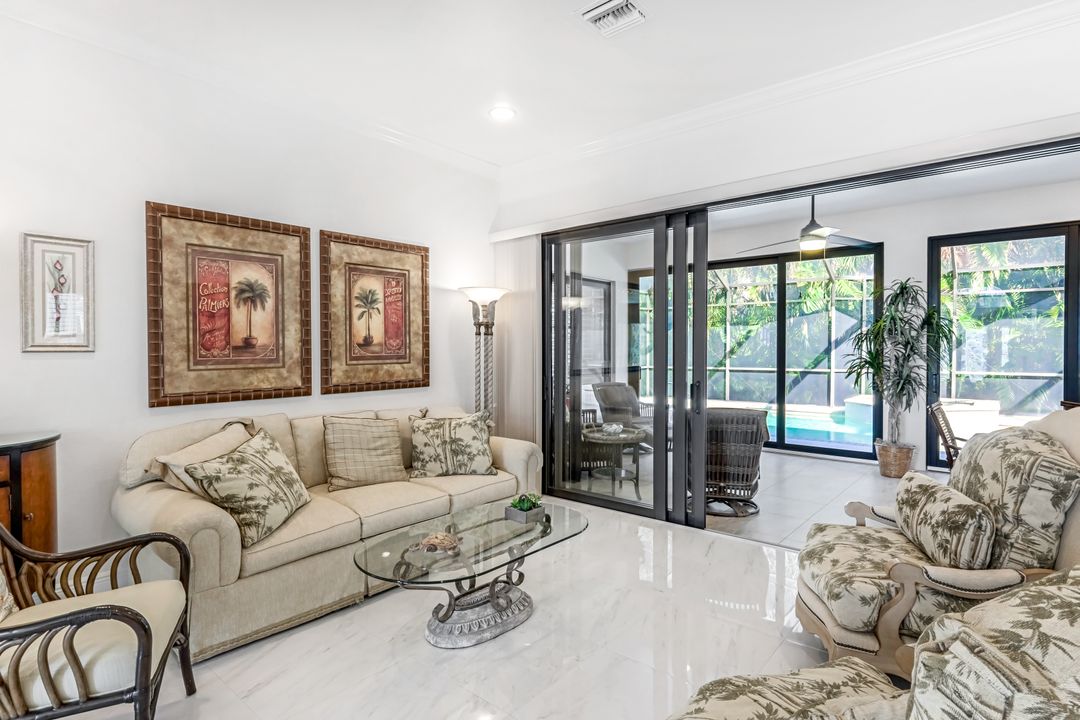 503 Turtle Hatch Ln, Naples, FL 34103