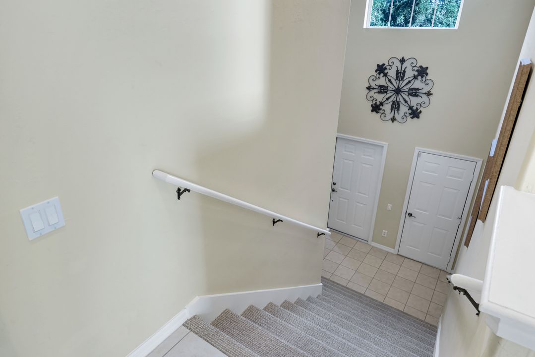 8470 Danbury Blvd #201, Naples, FL 34120