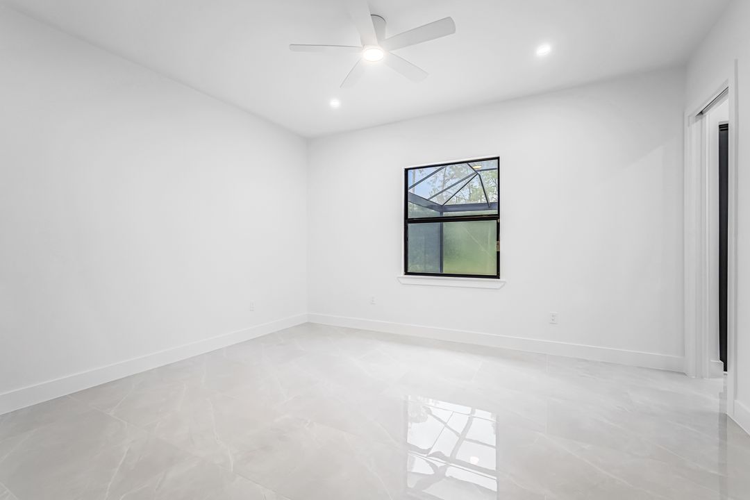 2840 Golden Gate Blvd W, Naples, FL 34120