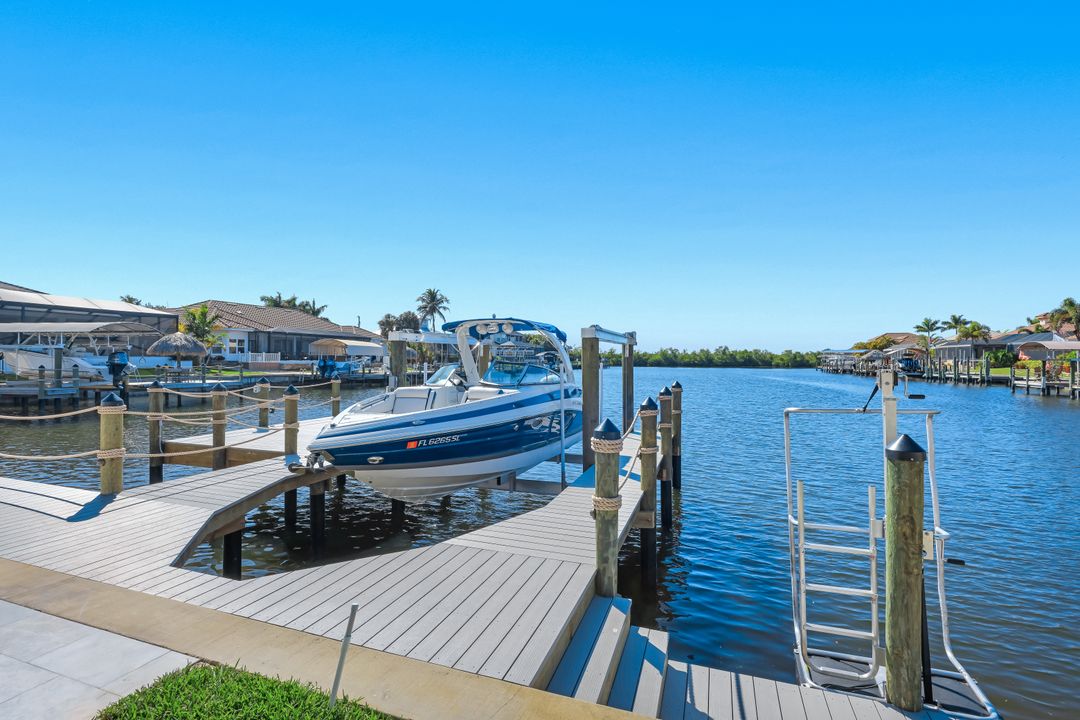 4316 Sands Blvd, Cape Coral, FL 33914