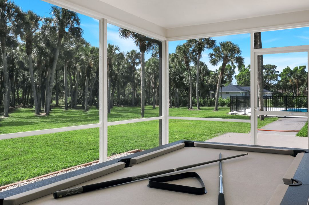 3000 70th St SW, Naples, FL 34105