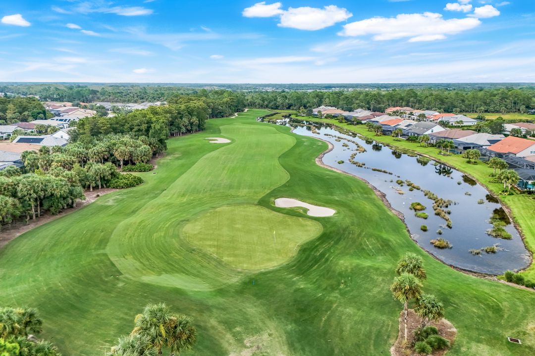 9354 Greyhawk Trl, Naples, FL 34120