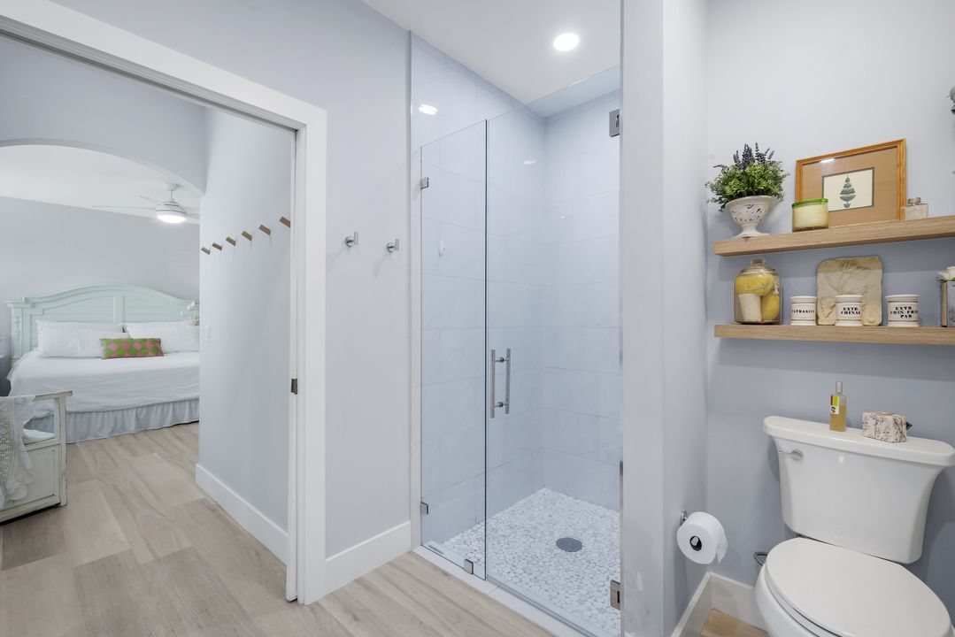 1335 Charleston Square Dr #6-101, Naples, FL 34110